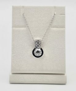 18K White Gold Diamond Pendant Necklace