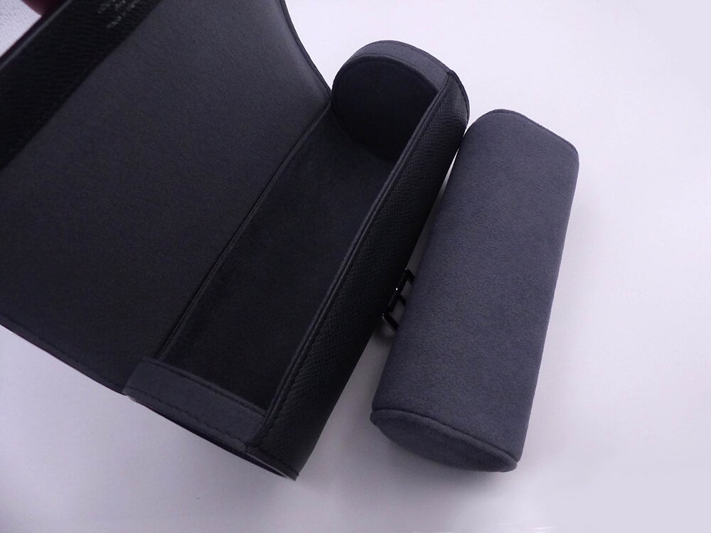 Louis Vuitton Ardoise Taiga Black 3 Watch Case