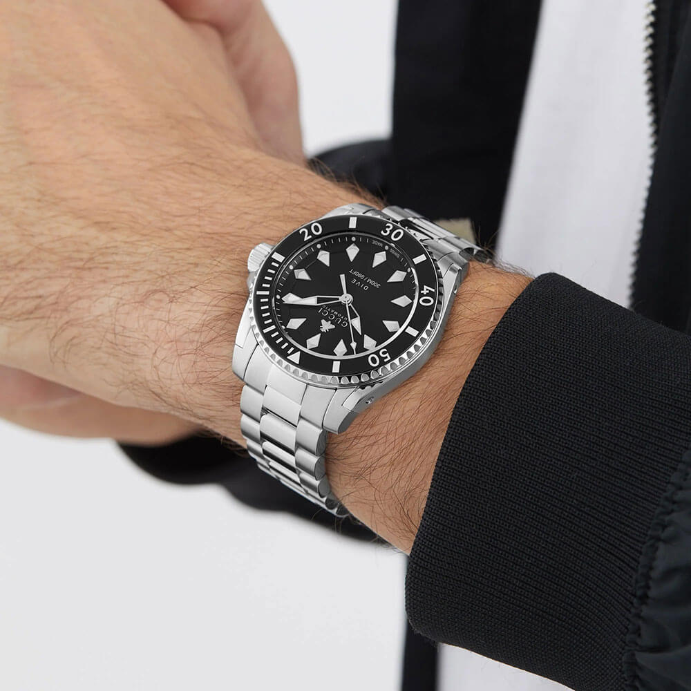 Gucci Dive Black Dial Stainless Steel Automatic Watch YA136353